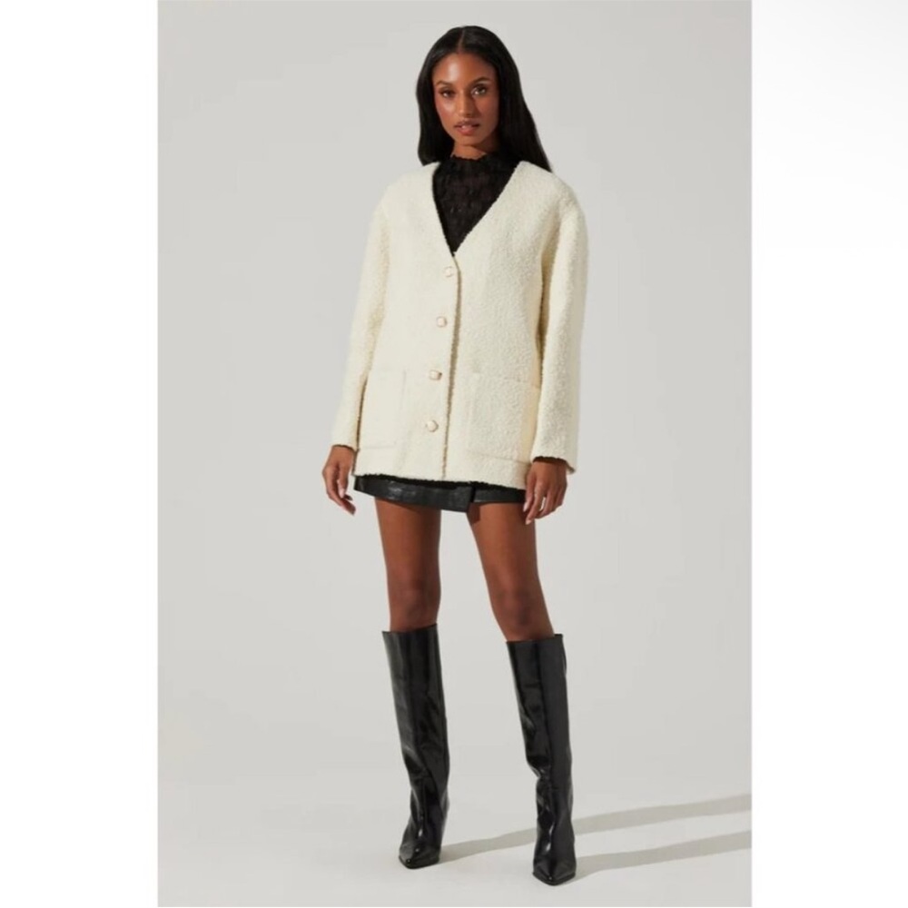 ASTR Maidy Tweed Boucle Textured Blazer Coat in Cream Revolve size small $240 - Picture 8 of 14